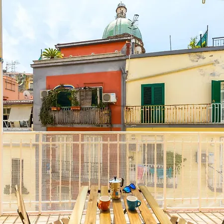 Διαμέρισμα Chiaia Relax On Pedastrian Area