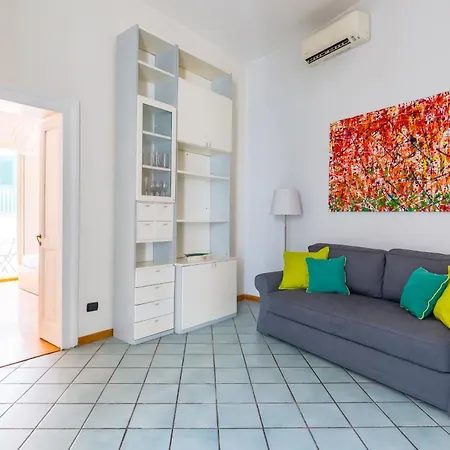 Chiaia Relax On Pedastrian Area Διαμέρισμα *